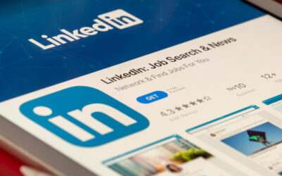 How to Use Your LinkedIn Profile to Attract